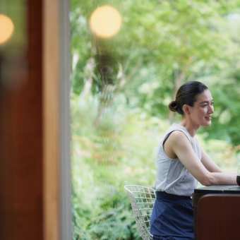 Relationship between Food Experience and Air